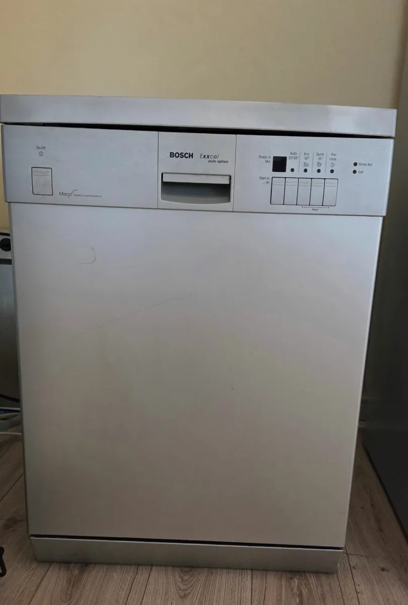 Dishwasher - Image 2