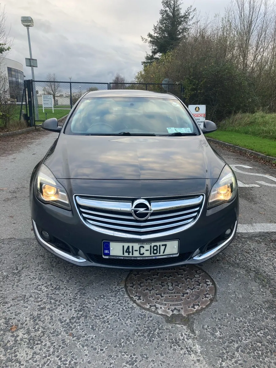 2014 Opel insignia - Image 1
