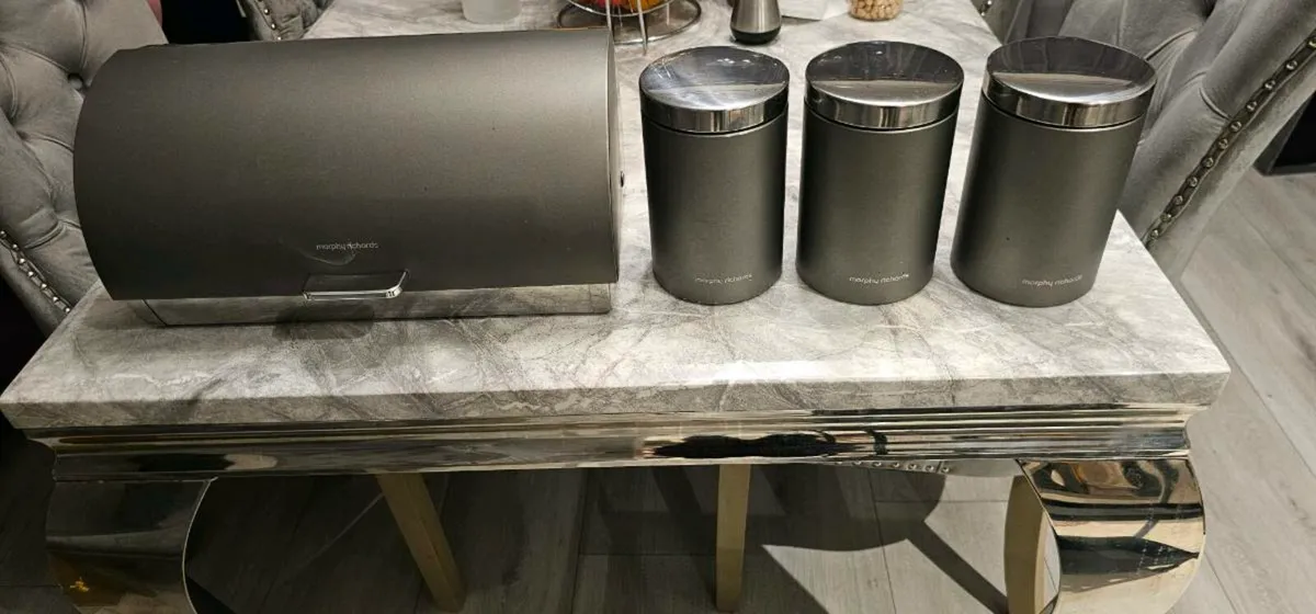 Bread bin and cannisters - Image 1