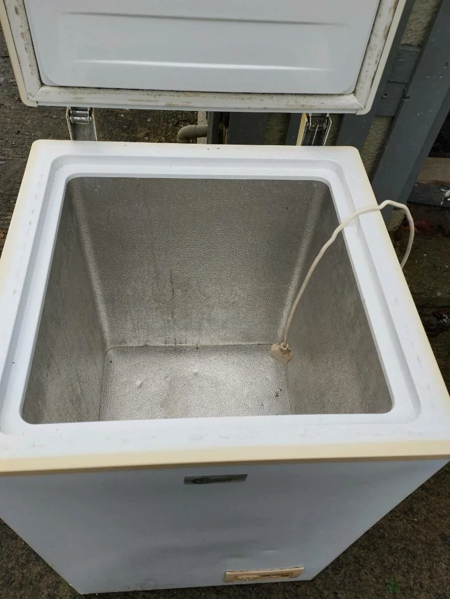 Two chest freezers that's not the one moment I'm p - Image 2