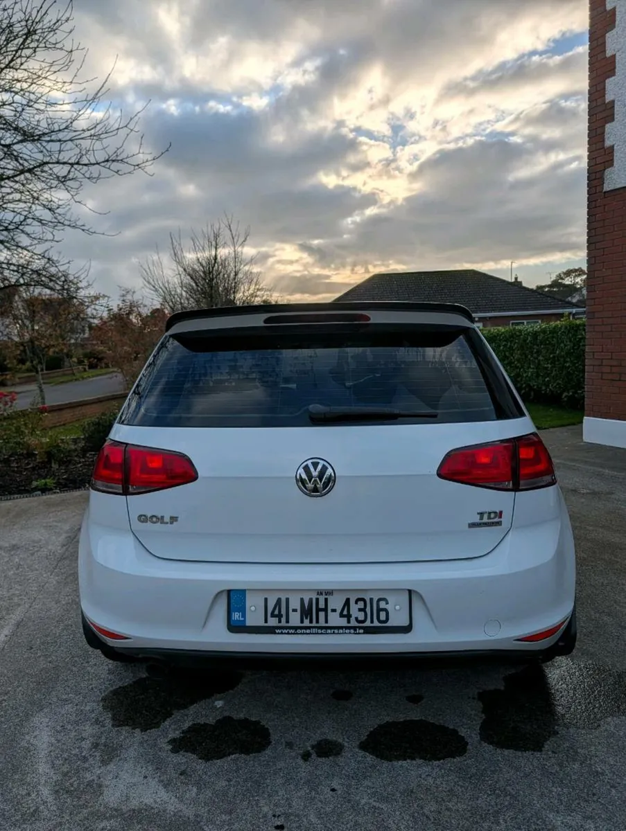Volkswagen Golf 1.6 TDI SE AUTOMATIC - Image 4