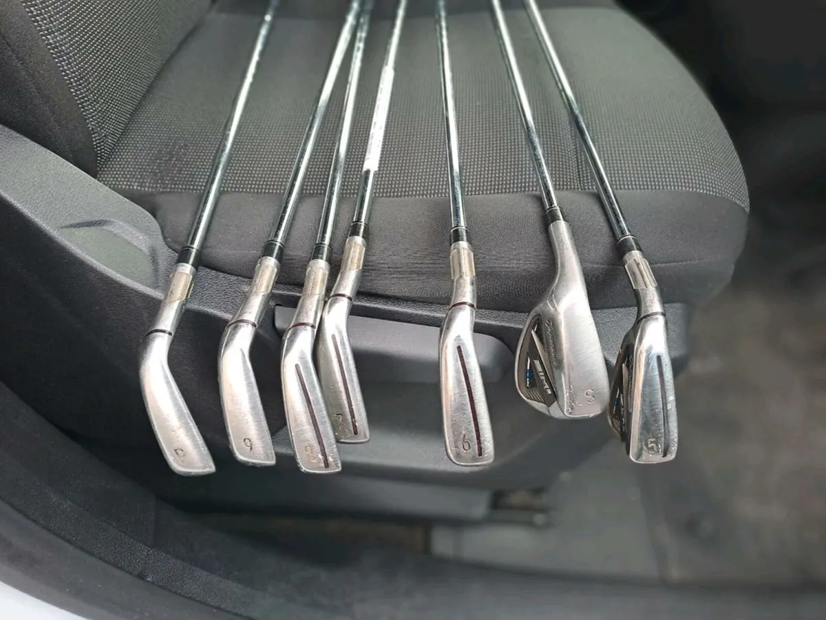 Left hand golf clubs Taylormade - Image 1