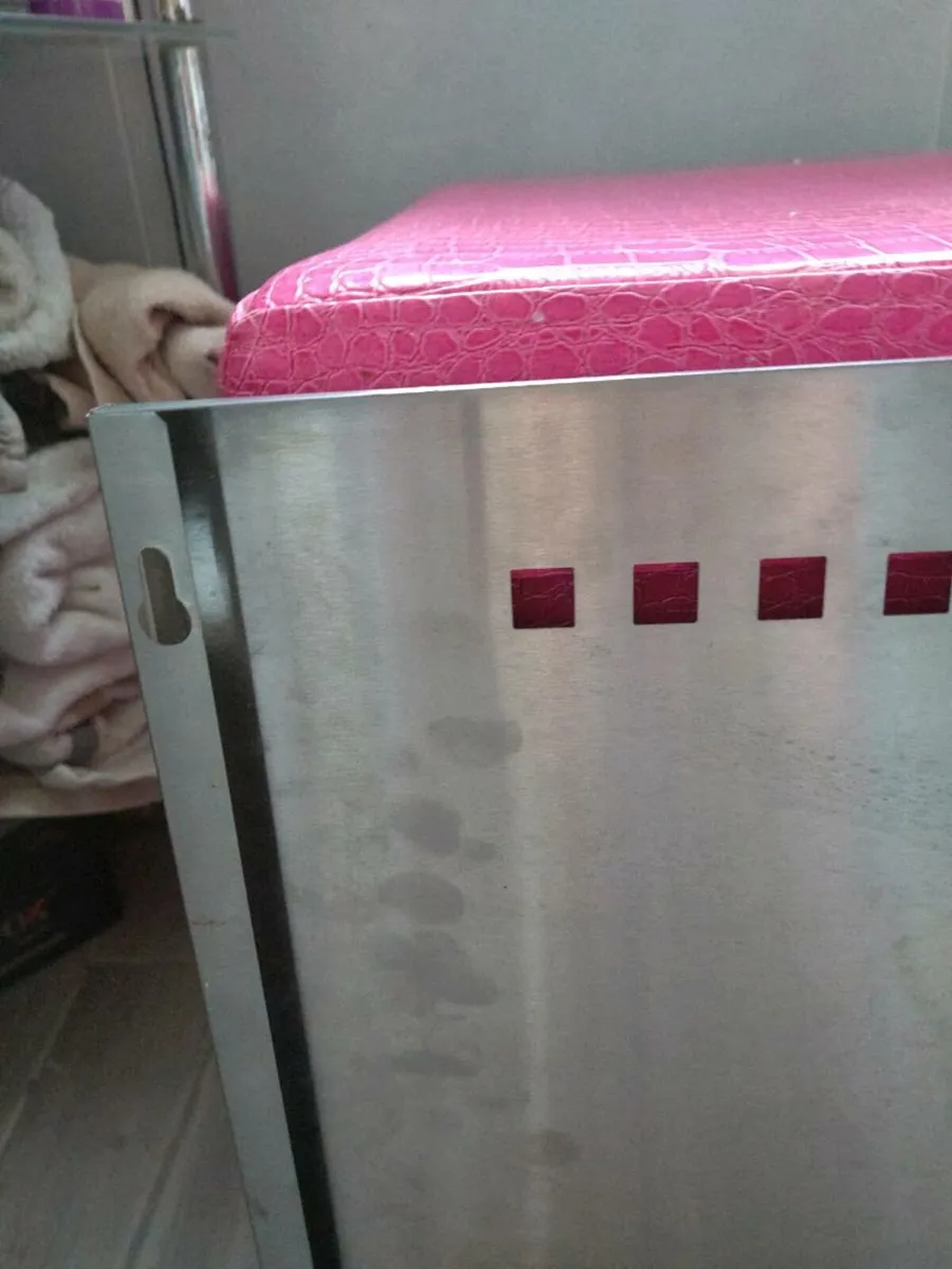 Metal mounted magnetic board - Image 2