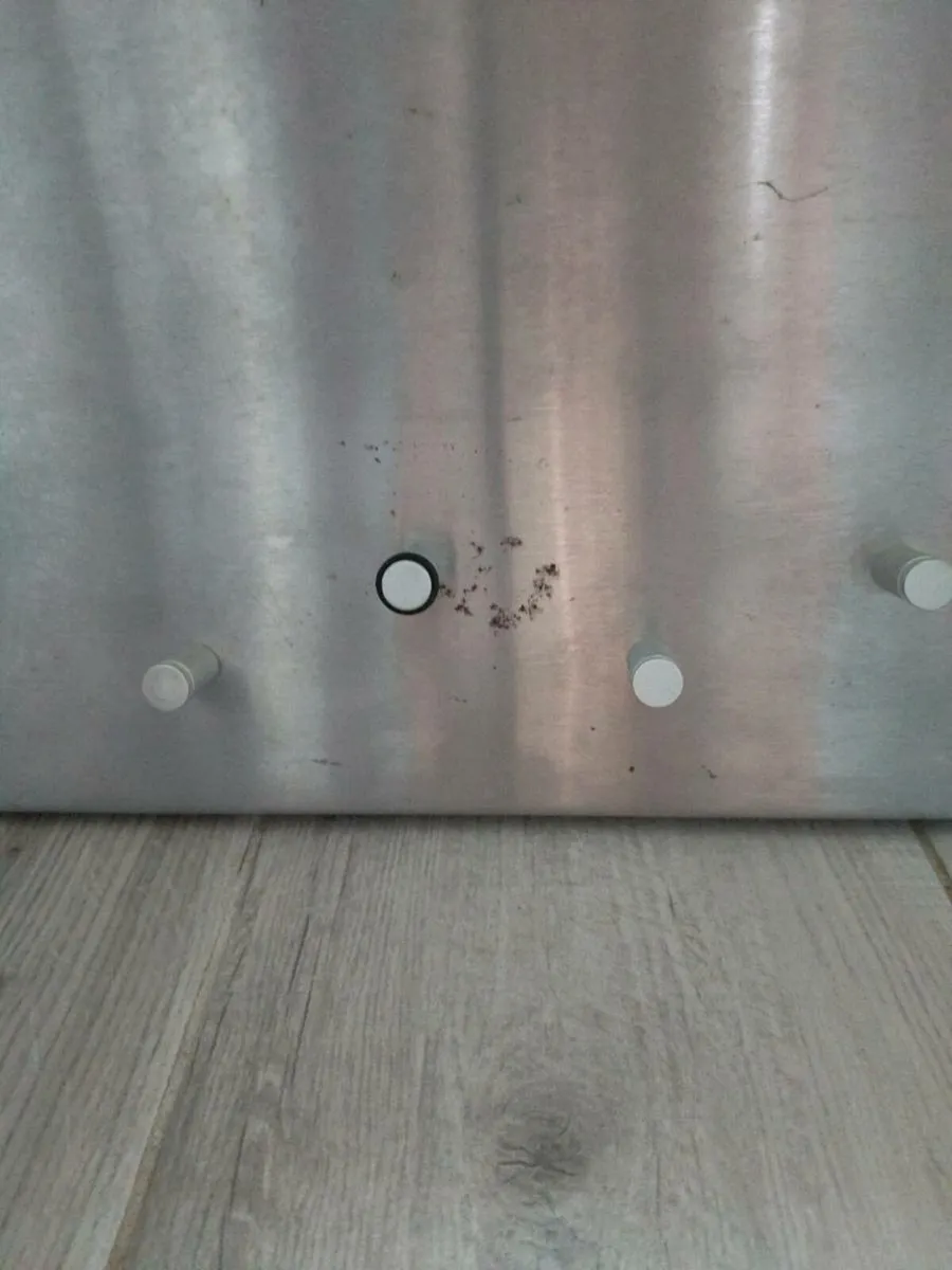 Metal mounted magnetic board - Image 4