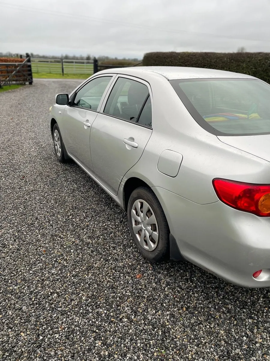 Toyota Corolla - Image 3