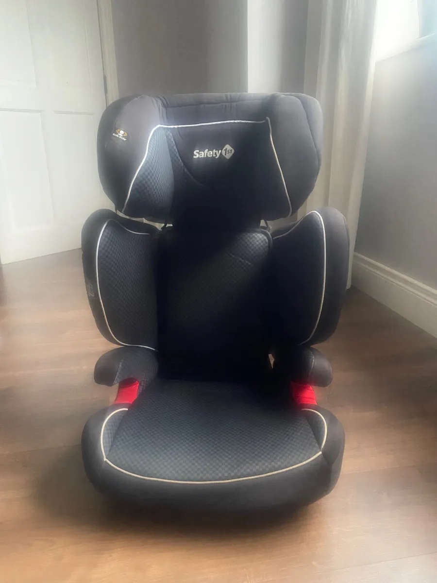 Car seat - Image 1