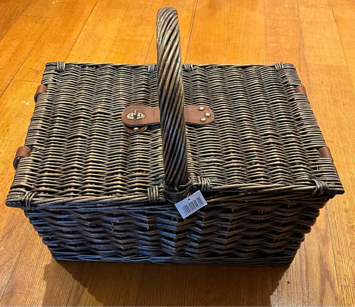 Woven Wicker Picnic Basket - Image 1