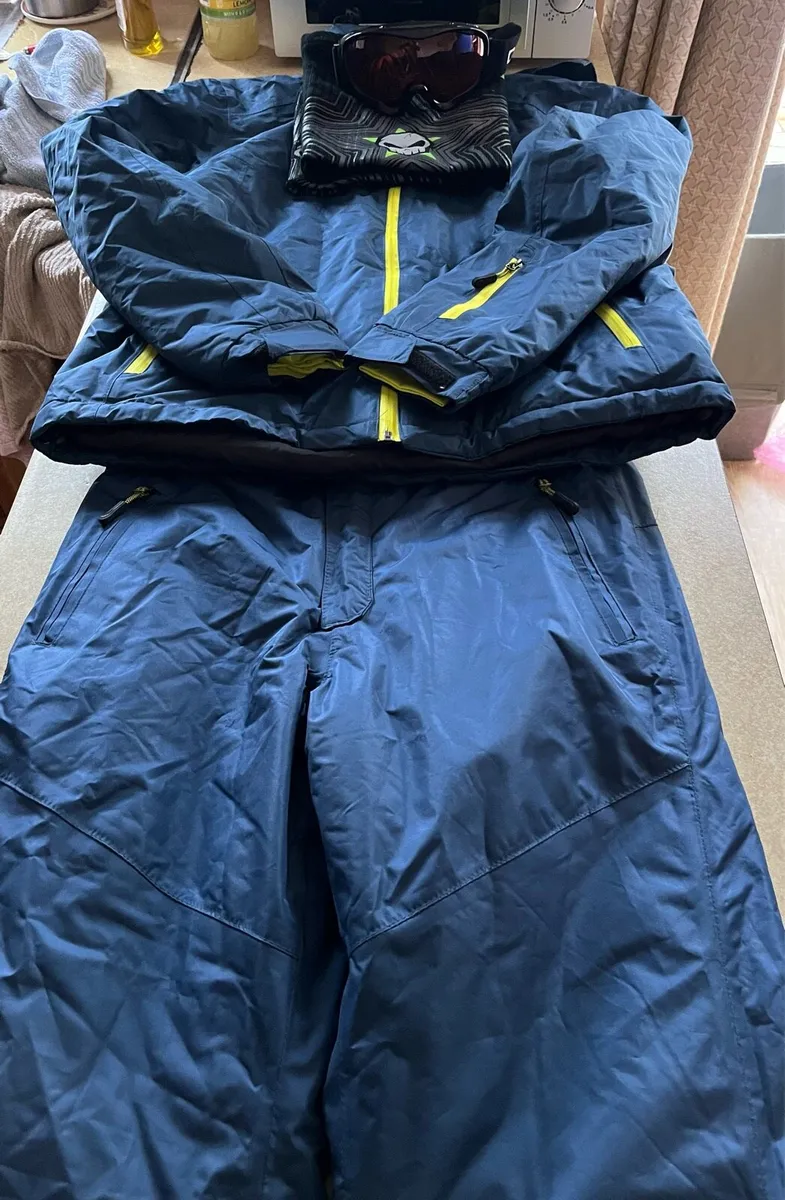 Men's Ski Gear Complete Set - Excellent Condition - Image 1