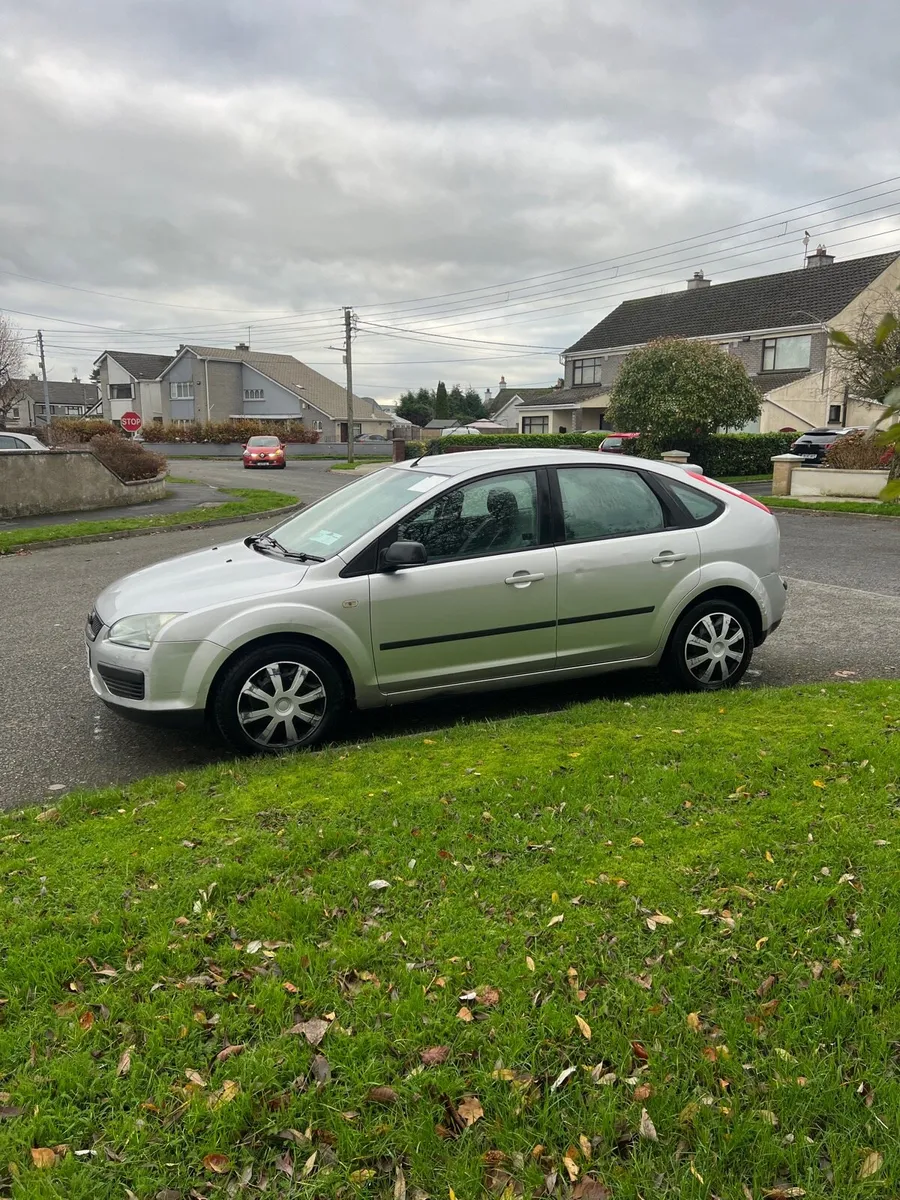 AUTOMATIC FORD FOCUS 1.6i WITH NEW NCT - Image 2