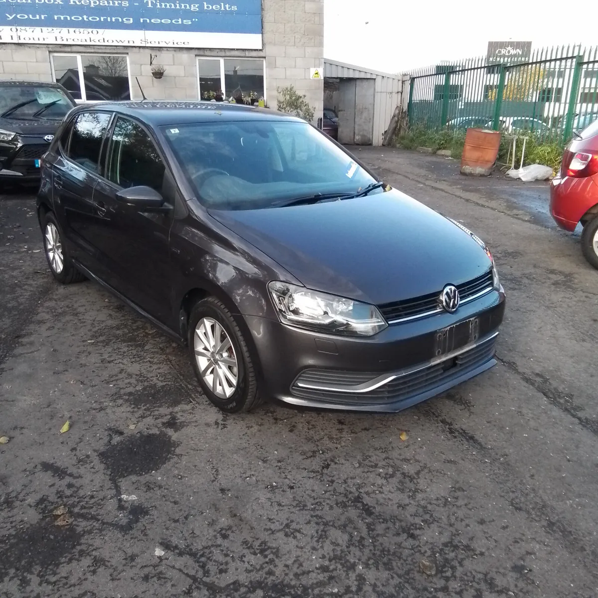 Volkswagen  Polo automatic - Image 1