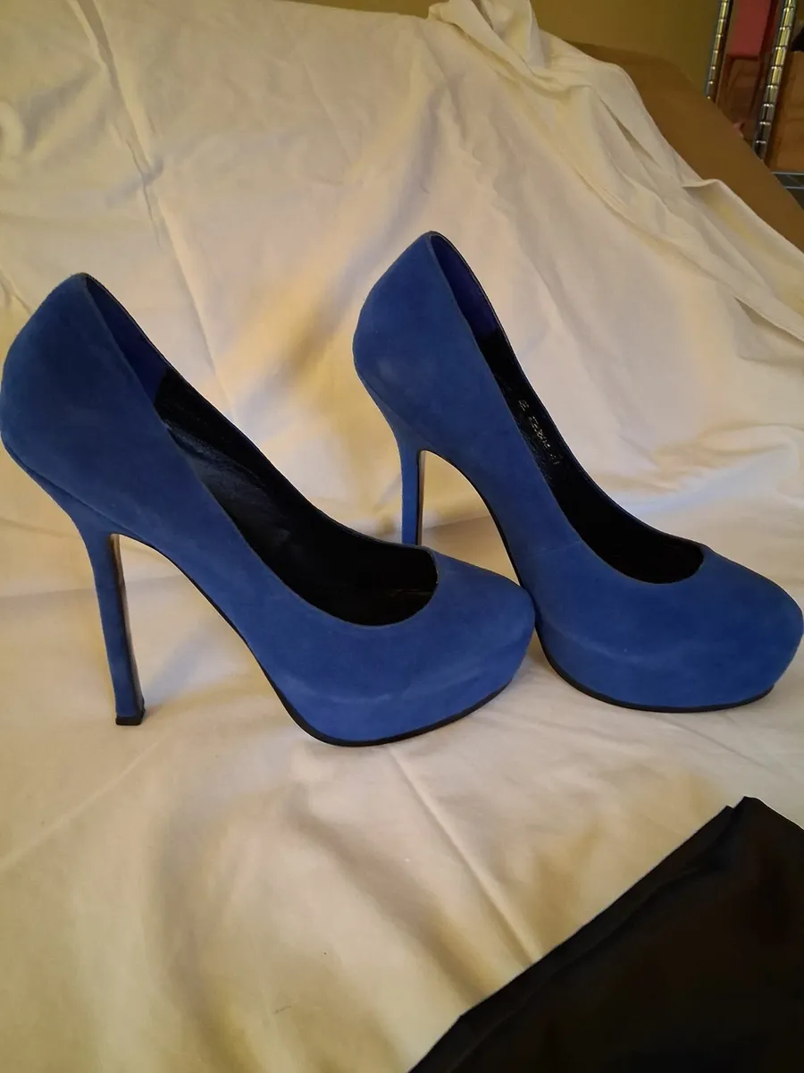 Yves Saint Laurent shoes - Image 4