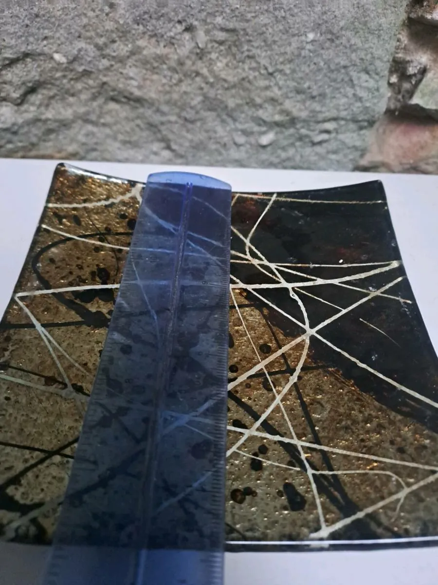 Glass decorative trinket dish - Image 2