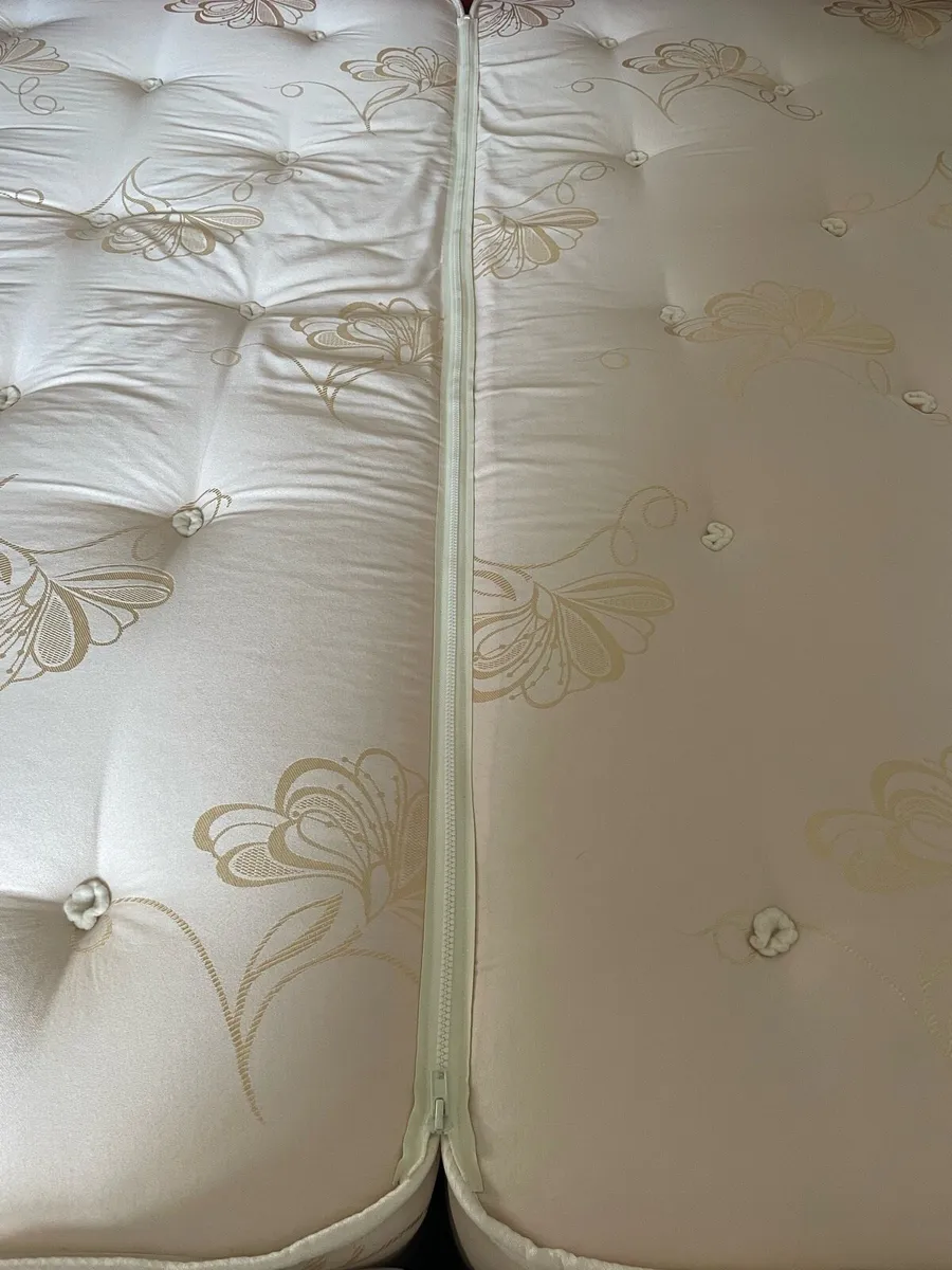 Super king bed and mattresses or 2 singles - Image 3