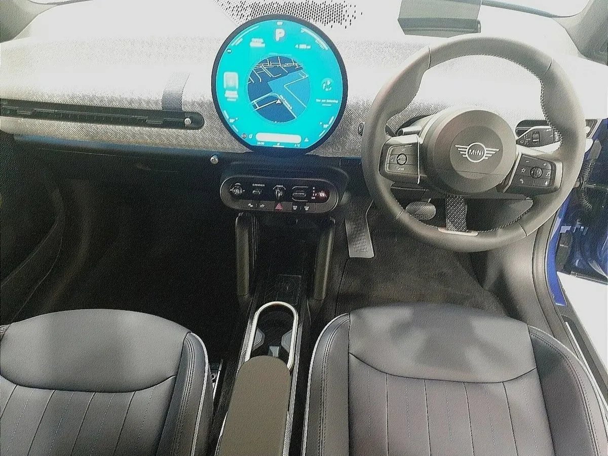 Mini Cooper Cooper SE - Image 4