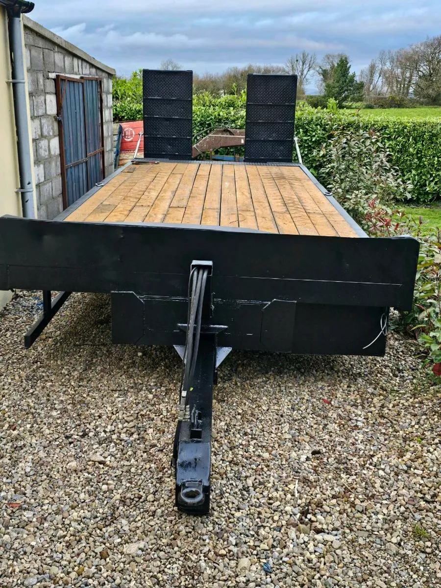 Low loader - Image 3