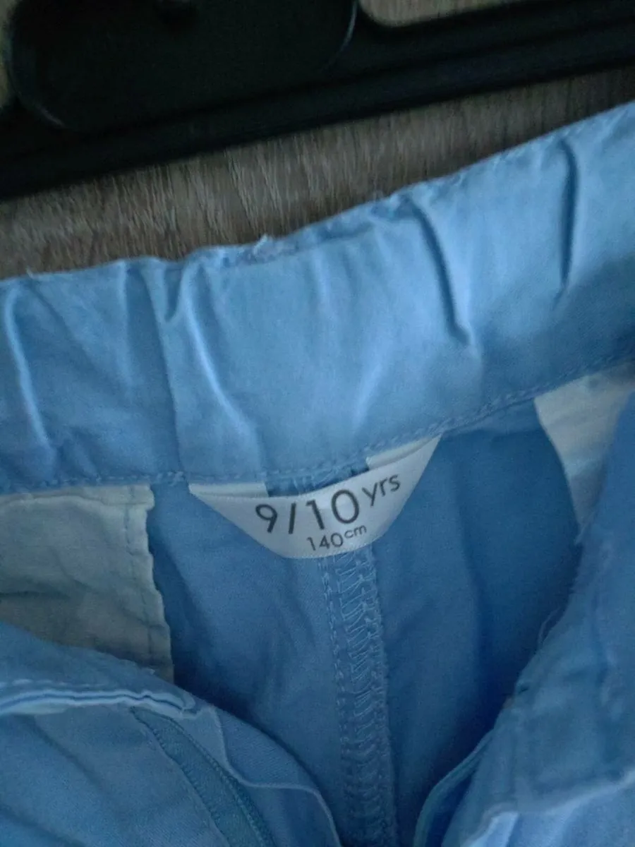 Boy shorts 9/10 years old 140 cm - Image 2