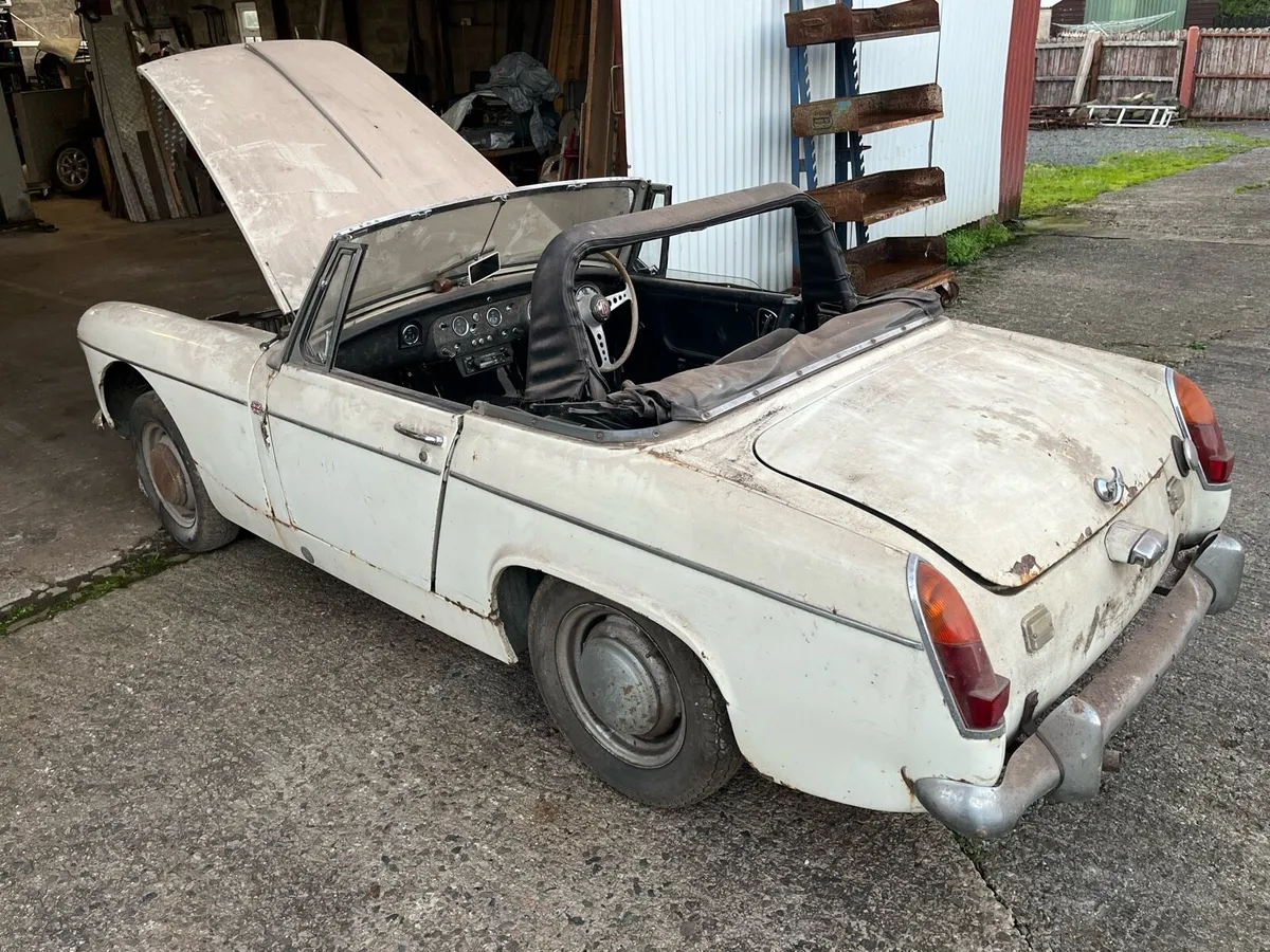 1965 MG Midget Rolling Shell for parts - Image 3