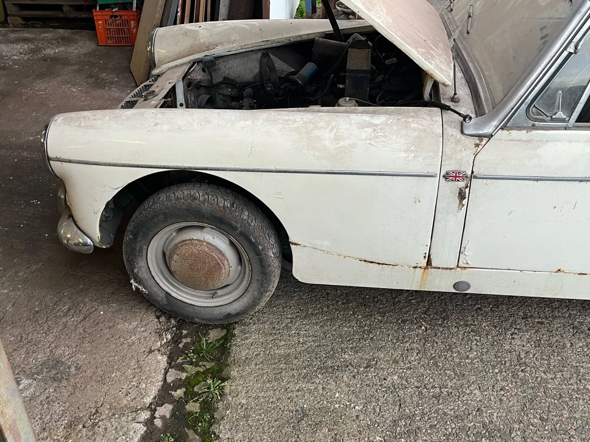 1965 MG Midget Rolling Shell for parts - Image 4