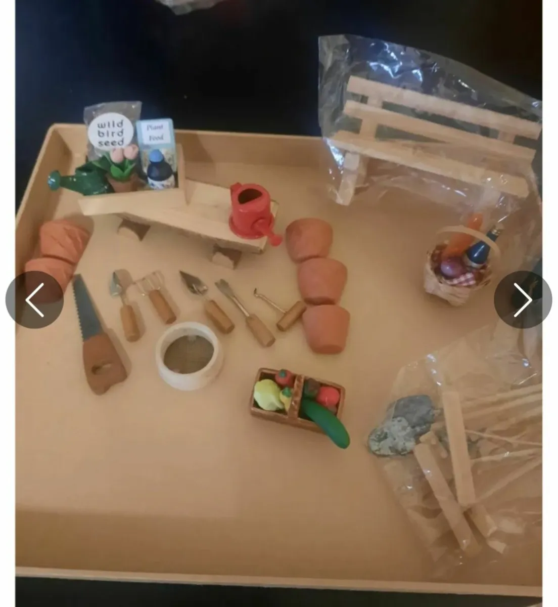 Dolls house furniture and accessories - Image 3