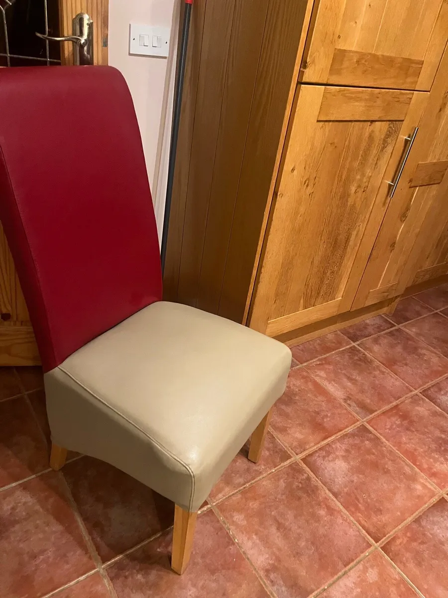 2 Kitchen chairs - perfect condition - Image 2