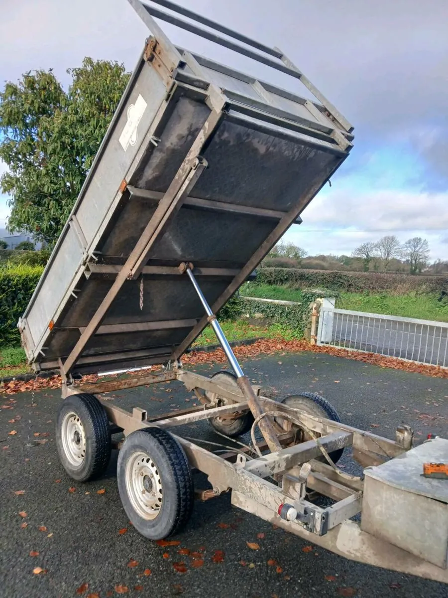 Nugent tipper trailer 8ft by 5ft - Image 1