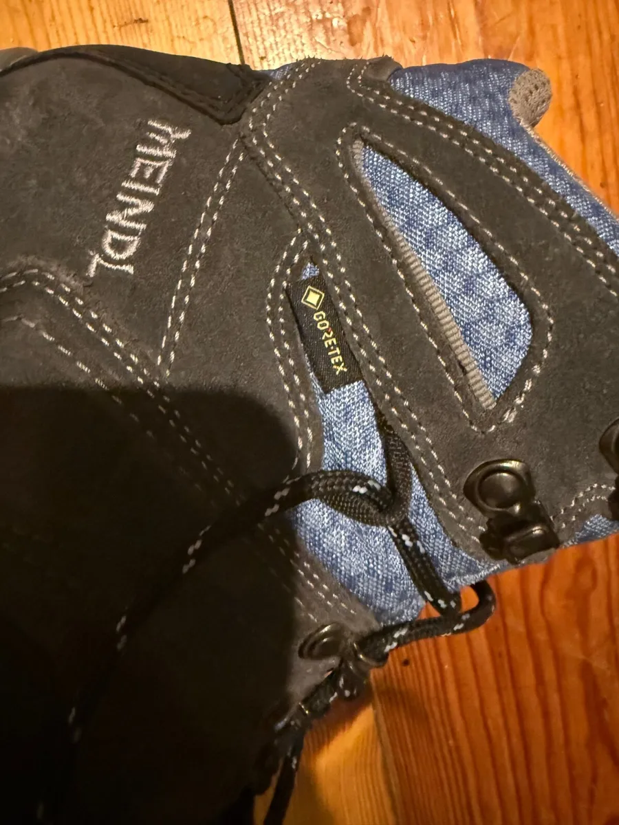 Meindl Womens Boots - Image 1