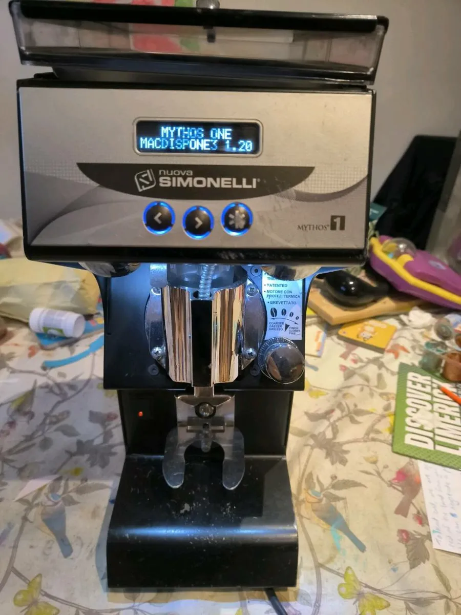 Nouva Simonelli mythos one Coffee grinder - Image 4