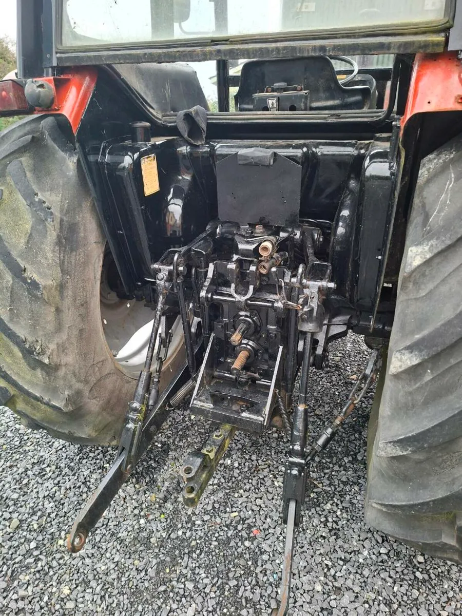 Case international 885 - Image 4