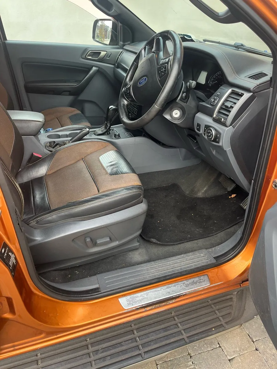 Ford Ranger 3.2 Automatic - Image 2