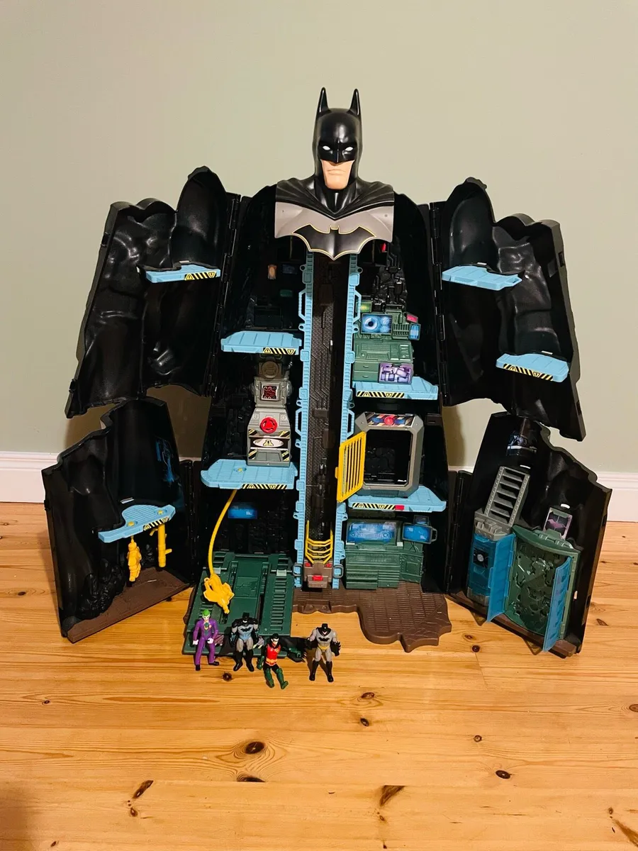 Batman Command Center & Gotham City Prison playset - Image 2