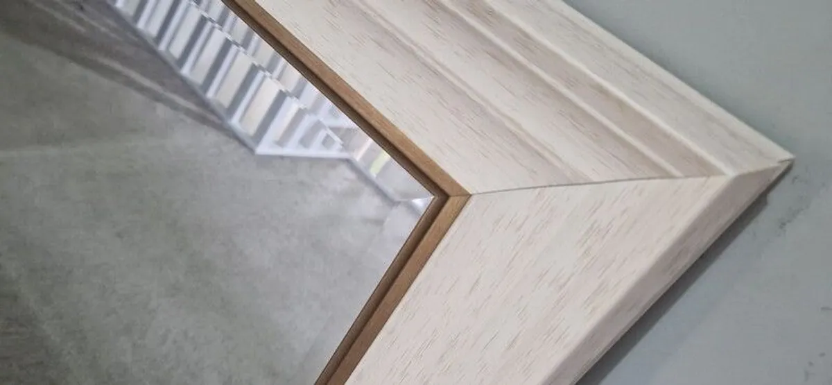 Wall mount decorative mirror - Image 2