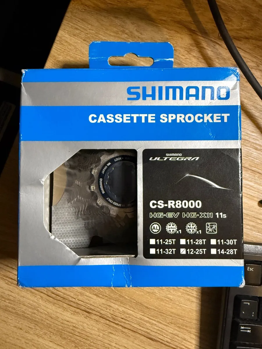 Shimano Ultegra CS-R8000 (12-25T) Cassette Sprocke - Image 1