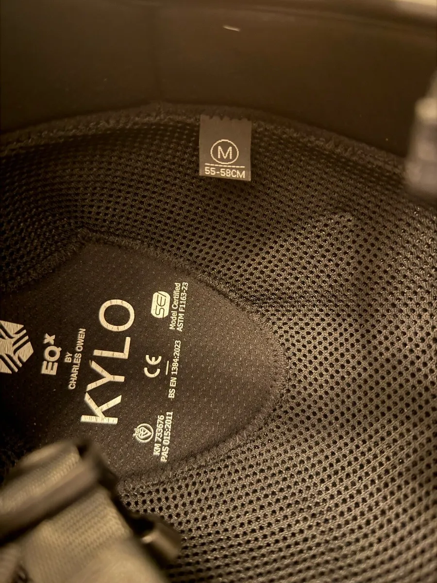 Charles Owen Kylo Riding Helmet - Image 3