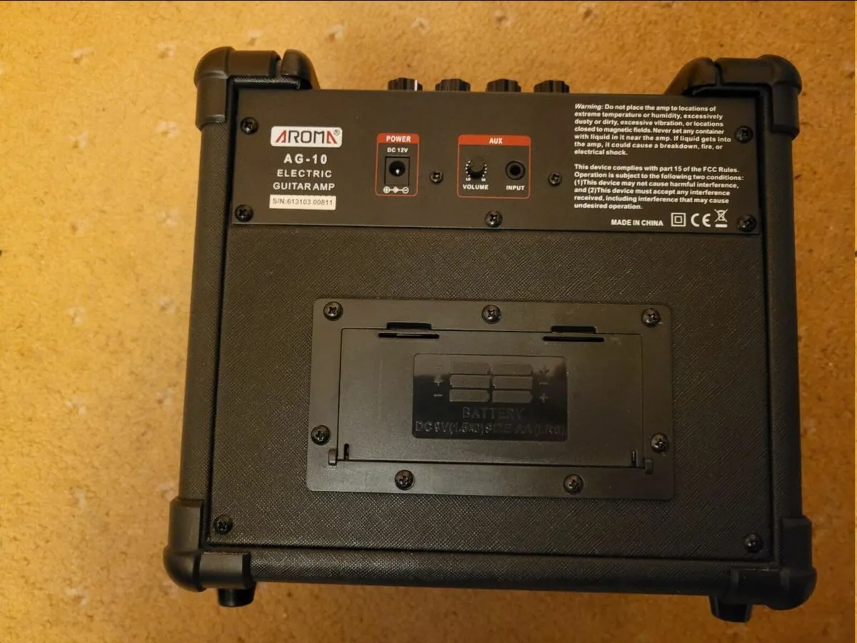 Guitar + AMP - Image 4