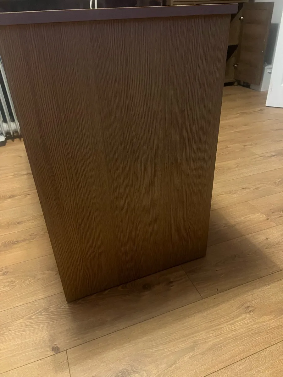 Office desk - Image 2