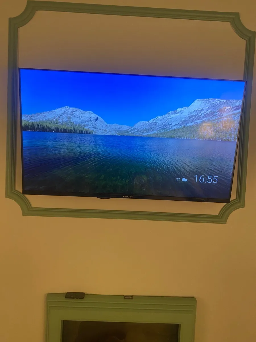 34” Sharp Smart TV – Smart Apps, Excellent Conditi - Image 1