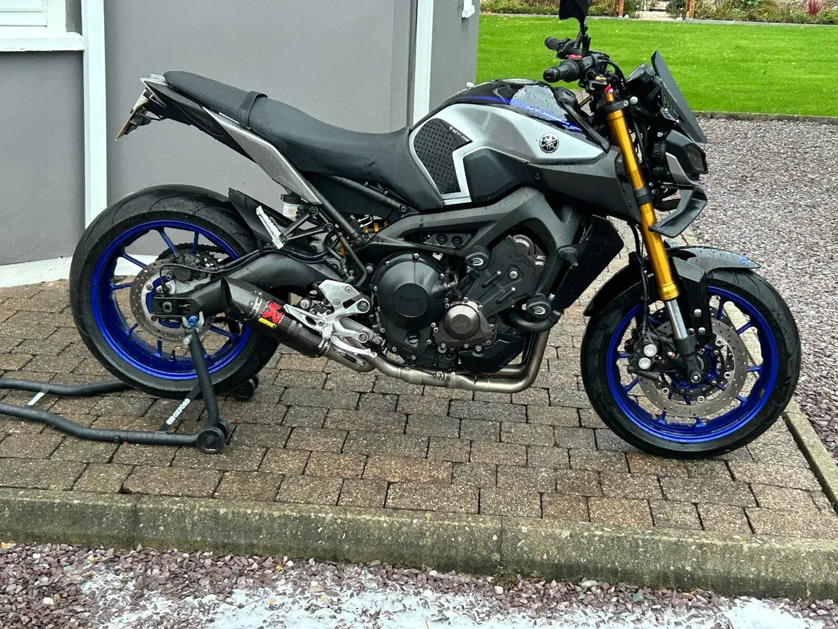 Yamaha mt09 SP GEN 2 - Image 1