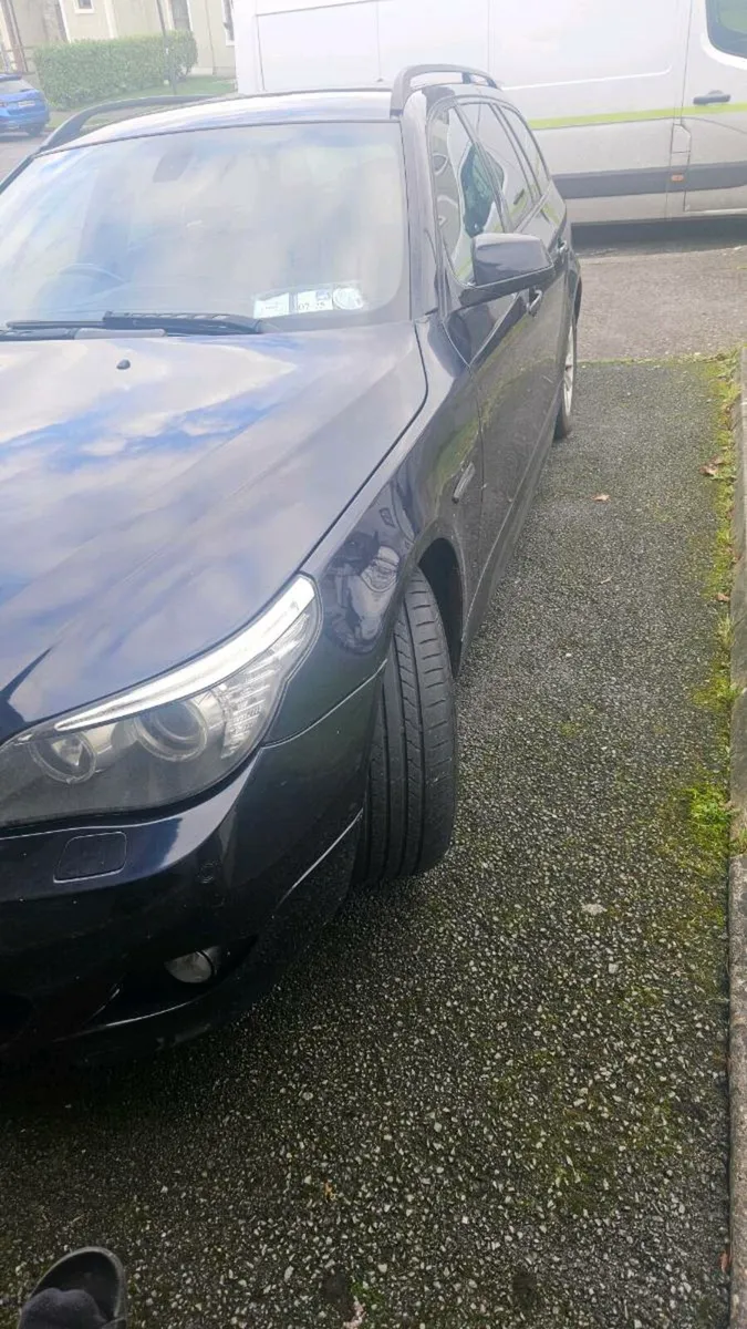 Bmw 520d estate auto - Image 3
