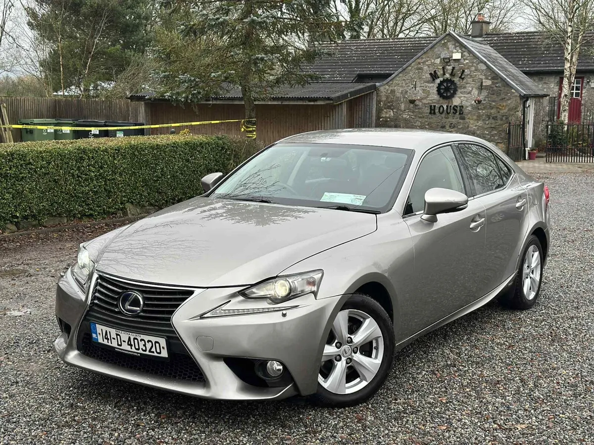 Lexus is300h!! - Image 1