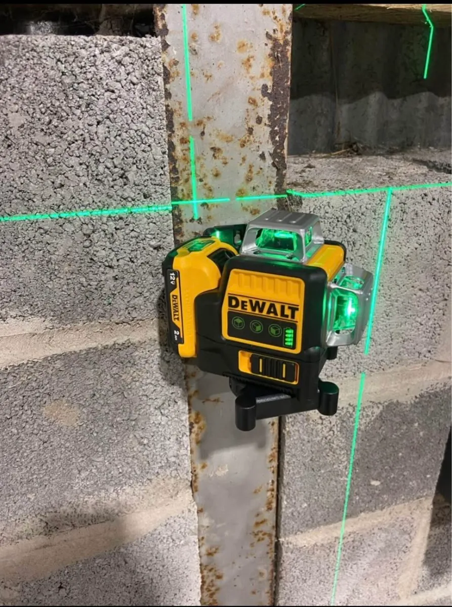 Dewalt 360 laser level - Image 2