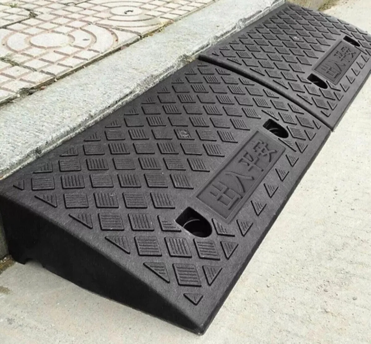 2 x Car, Wheelchair, Mobility Scooter Kerb - Image 1