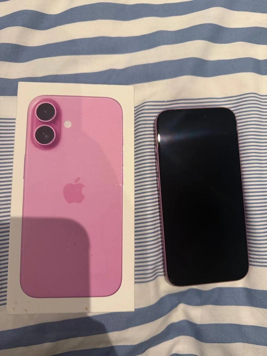iPhone 16 - Image 1