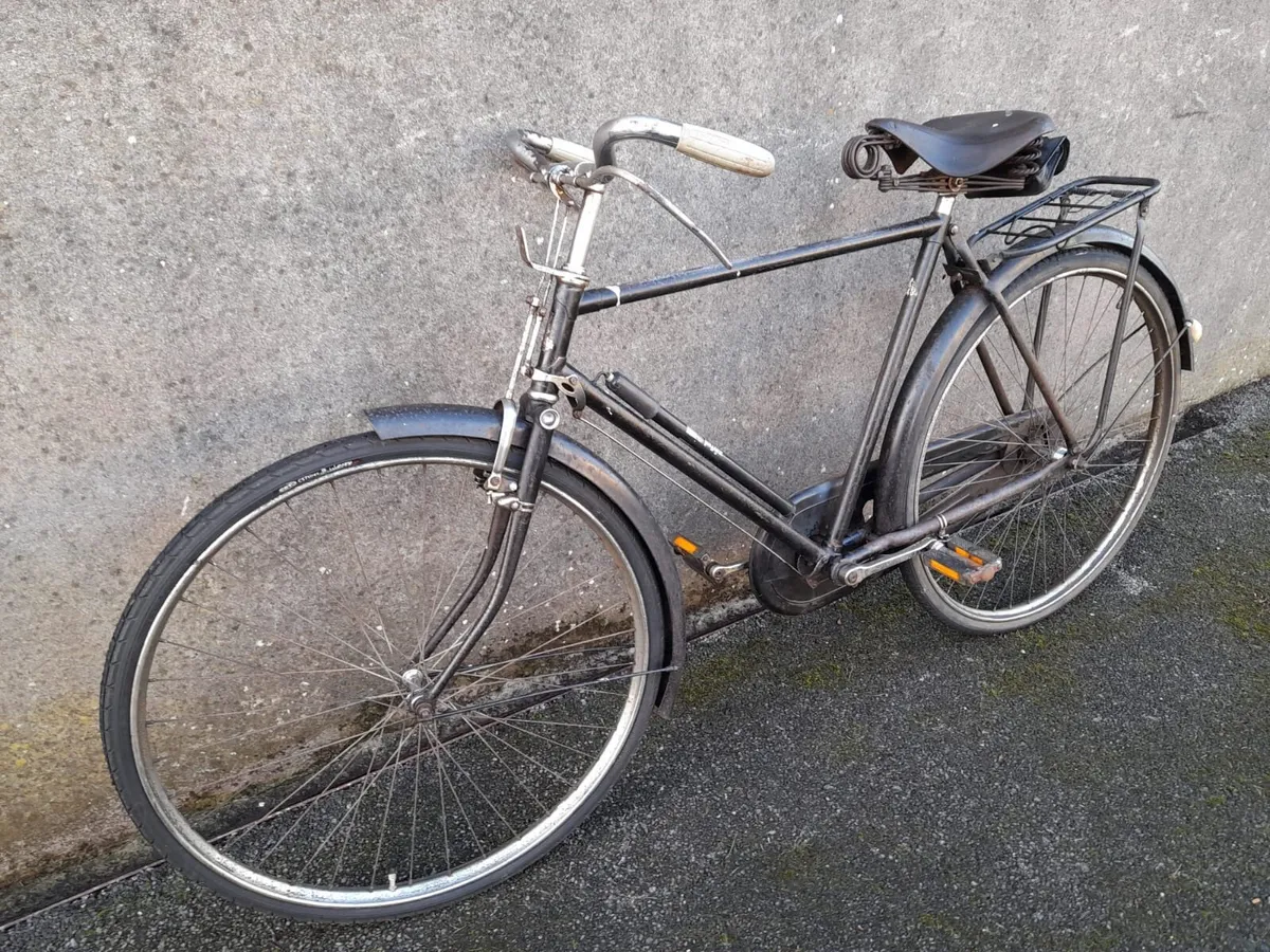 Antique Raleigh men’s bicycle - Image 1