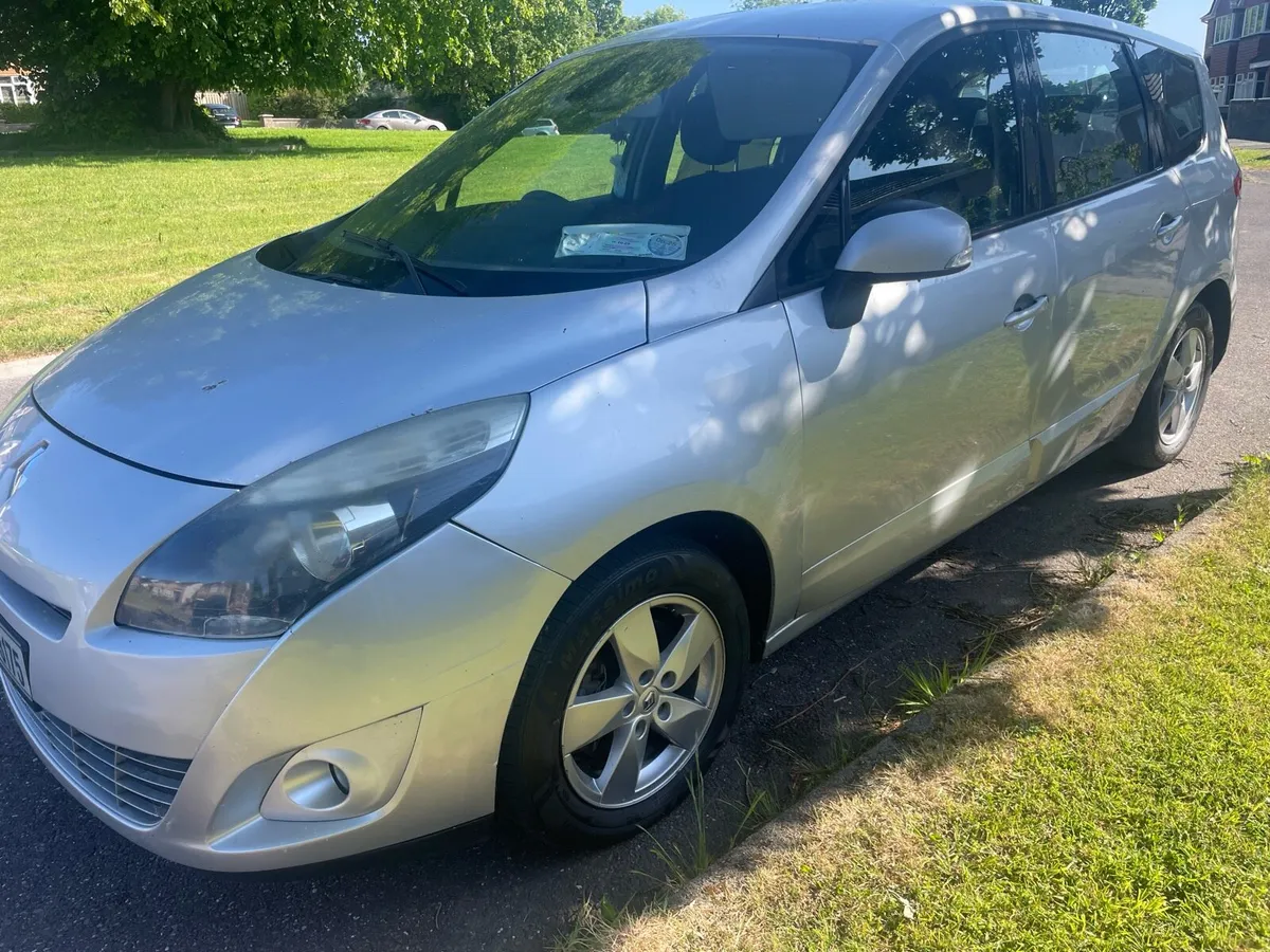 Renault scenic we open to offers - Image 1