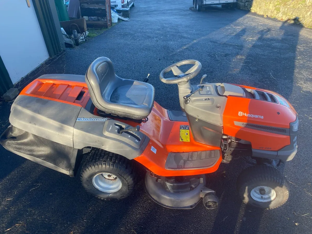 Husqvarna ride on lawnmower - Image 2