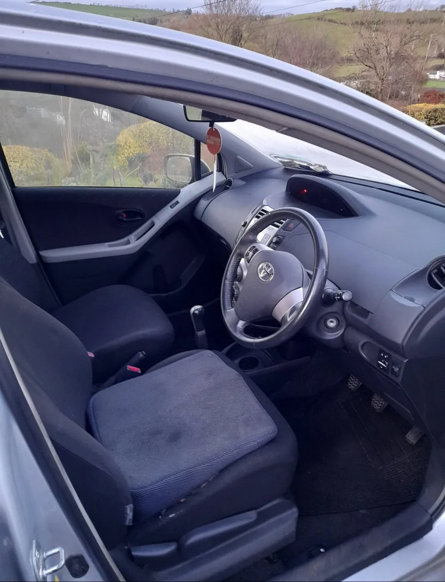 Toyota Yaris - Image 4