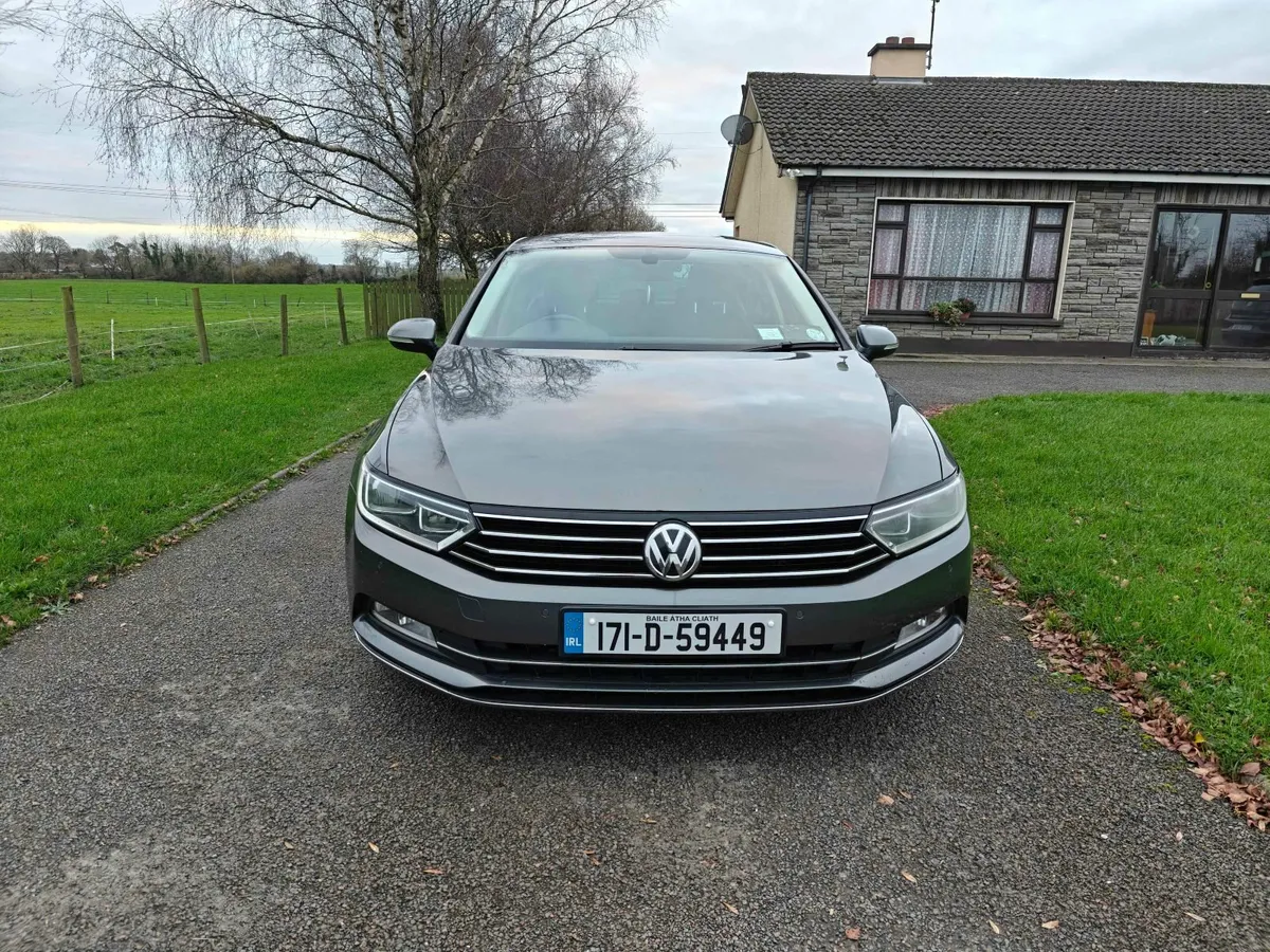 Volkswagen Passat 2017 - Image 3