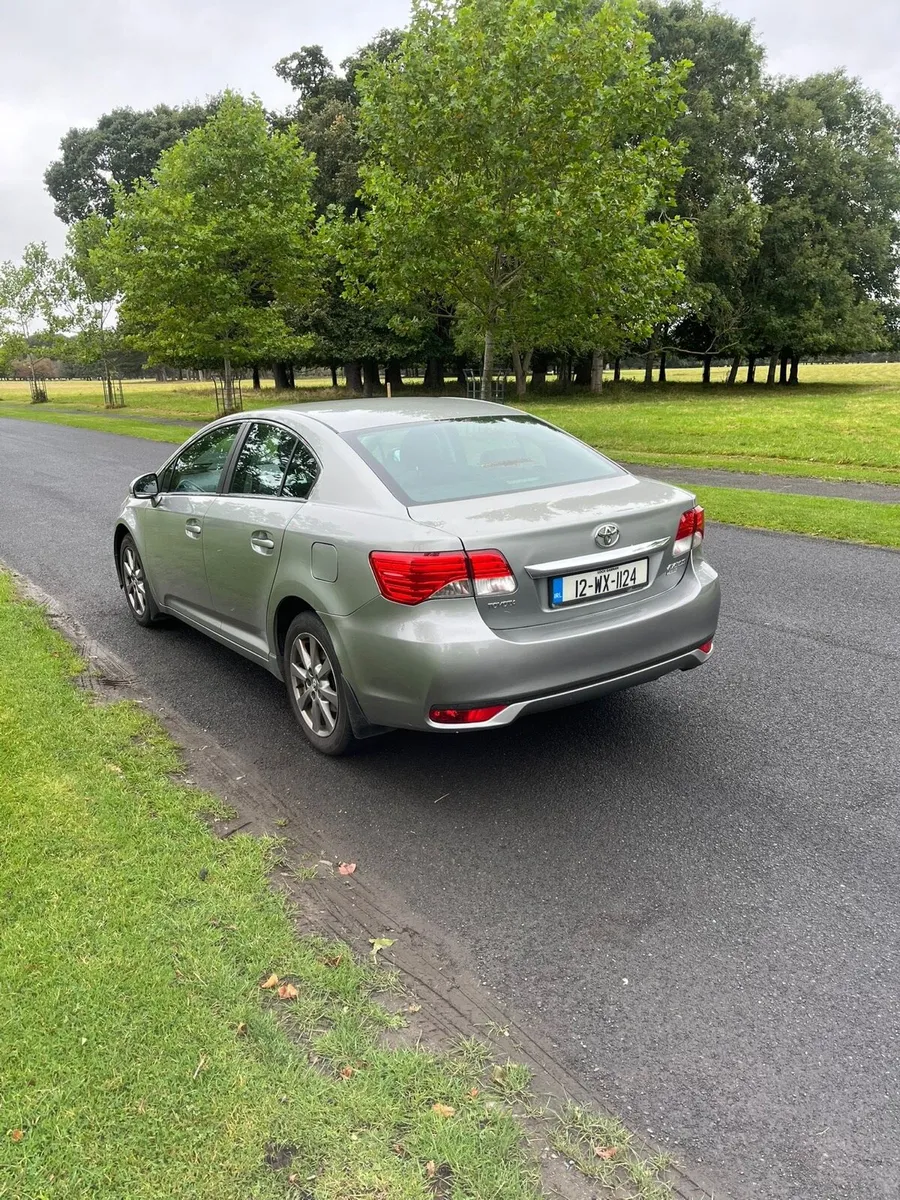 Toyota Avensis - Image 4