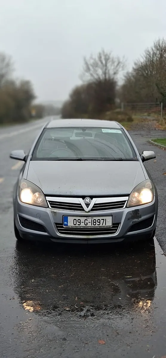 2009 opel astra - Image 1