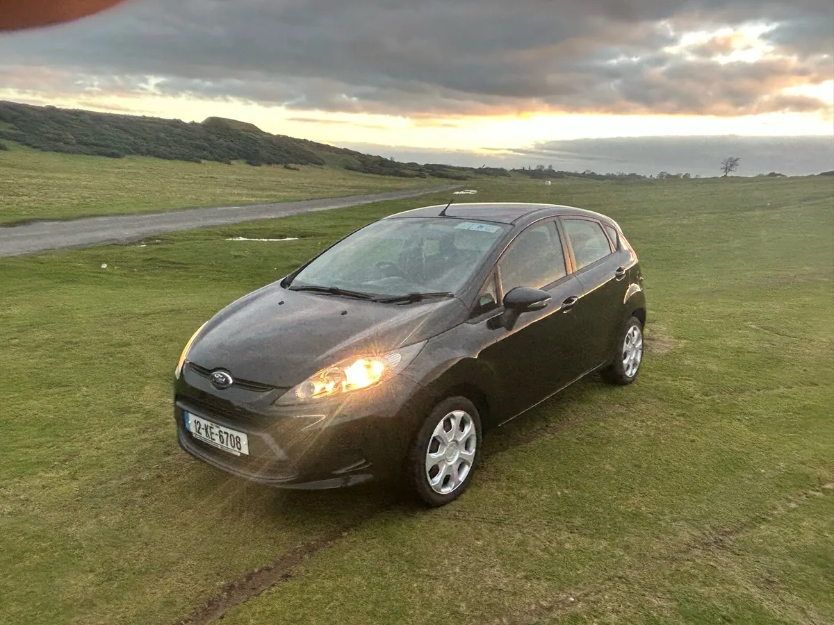 Ford fiesta - Image 2